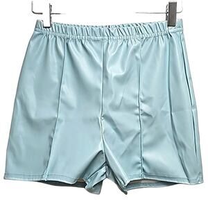 Prettylittlething Light Blue Faux Leather Pintuck Detail Hot Pants Sz 6 (NWT)